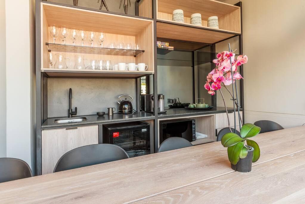 Modern, Sunfilled Urban At The Harri W/views